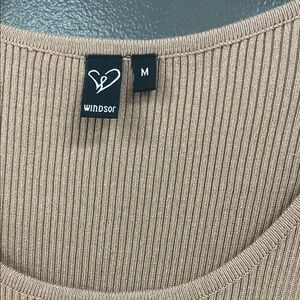 Windsor Women's Ribbed Tan Sweater